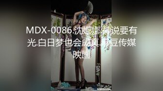 极品E奶妹纸被侧入狂插，b穴很紧，不一会射到了脸上好爽