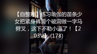 现在改行学造型师还来得及吗，镜头直接怼胸上了，新娘真不错哈！