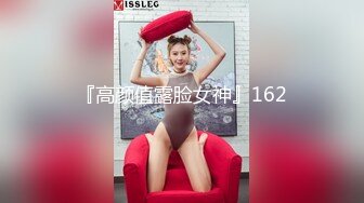 十月最新魔手外购精品厕拍《顶级颜值》酒吧女厕牛仔短裤美女猫着腰尿尿逼逼菊花正对镜头