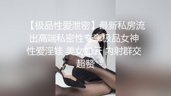  漂亮熟女人妻 在家被无套狂怼 大姐表情舒坦 蛋蛋敲逼逼 哥们操逼真猛