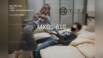 丝袜熟妇【嫂子好骚啊】骚脚勾引~揉穴自慰~极品大屁股【16V】 (1)