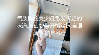 极品淫荡骚母狗！4男一女群P名场面！酒店排着队吃吊，骑乘位边操边舔，后入前后夹击，轮流输出