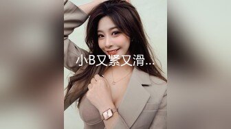 让女友穿上传统旗袍把鸡巴吹硬扒开内裤就开操